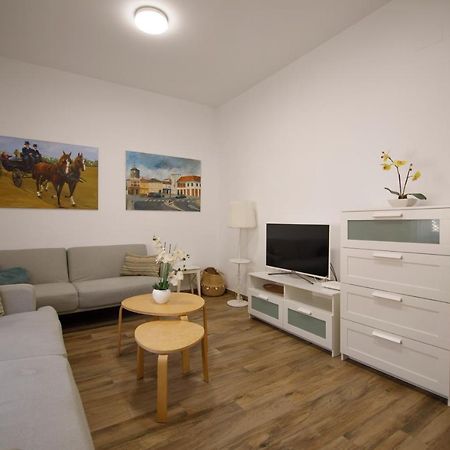 Rentalsevilla Luminoso Apartamento Por Casa Pilatos 외부 사진